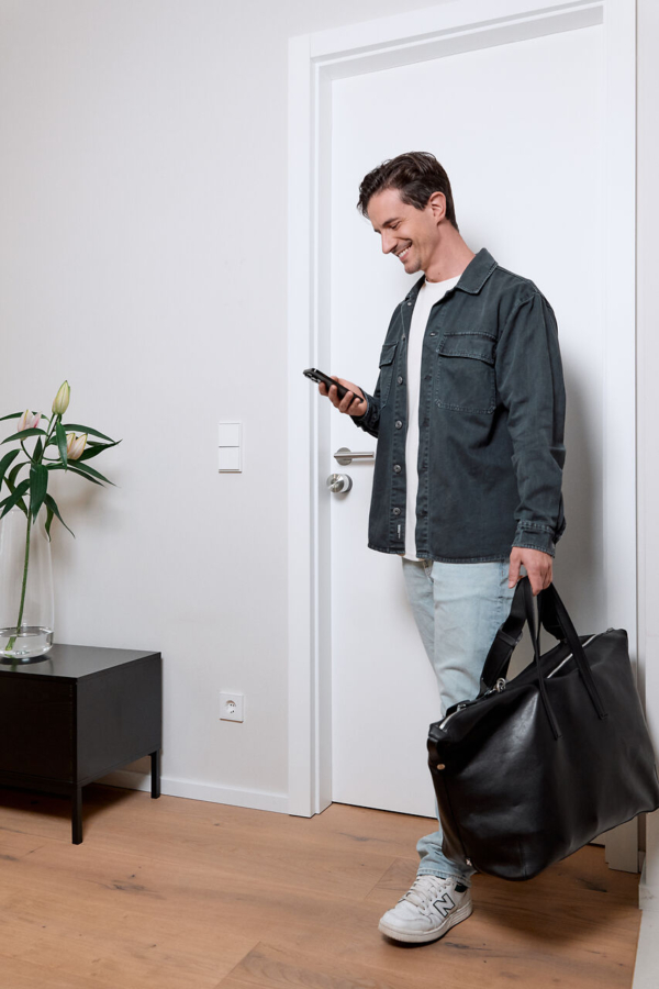 Nuki Smart Lock Pro 5 Generation Lifestyle 5 Nuki Smart Lock Pro 5 Generation Lifestyle 5